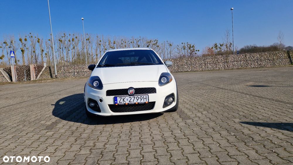 Abarth Grande Punto - 3