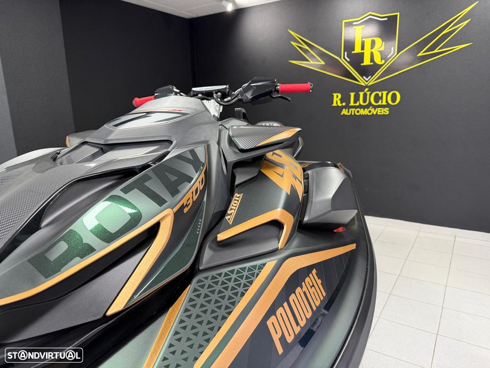 Sea-Doo RXP- X 300 - 4