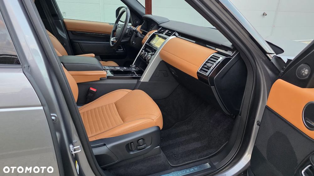 Land Rover Discovery 3.0 SDV6 HSE Luxury - 24