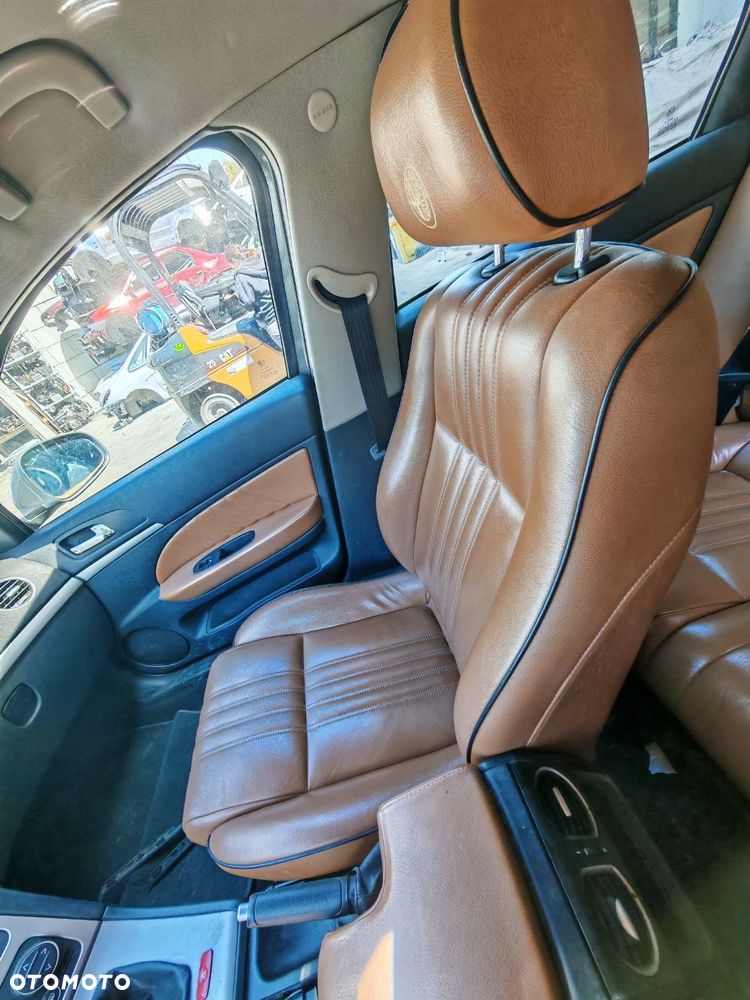 Fotele,kanapa,boczki Alfa Romeo 159 kombi 2008 rok, 1910 cm3, 88 kw - 2