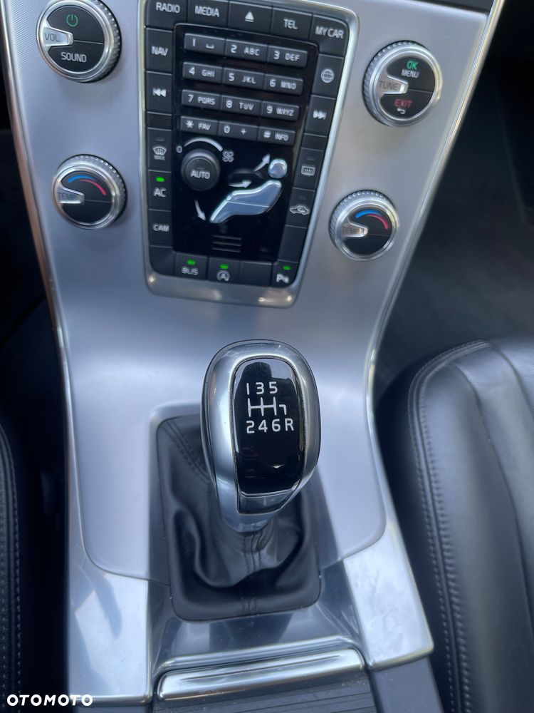 Volvo S60 D2 Drive-E Summum - 14