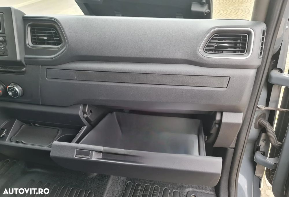 Renault Master - 15