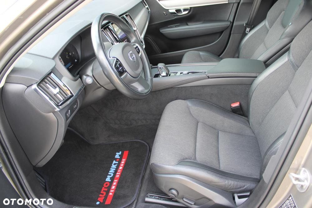 Volvo V90 - 21