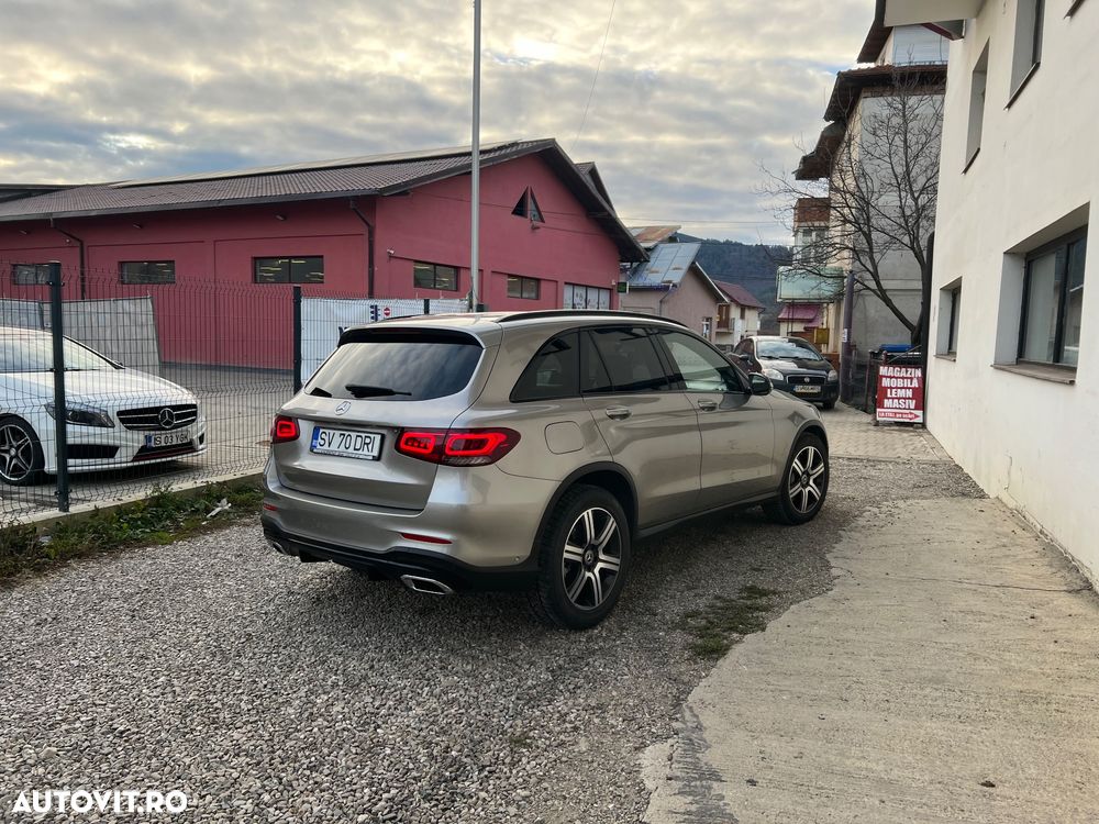 Mercedes-Benz GLC 220 d 4Matic 9G-TRONIC AMG Line - 3