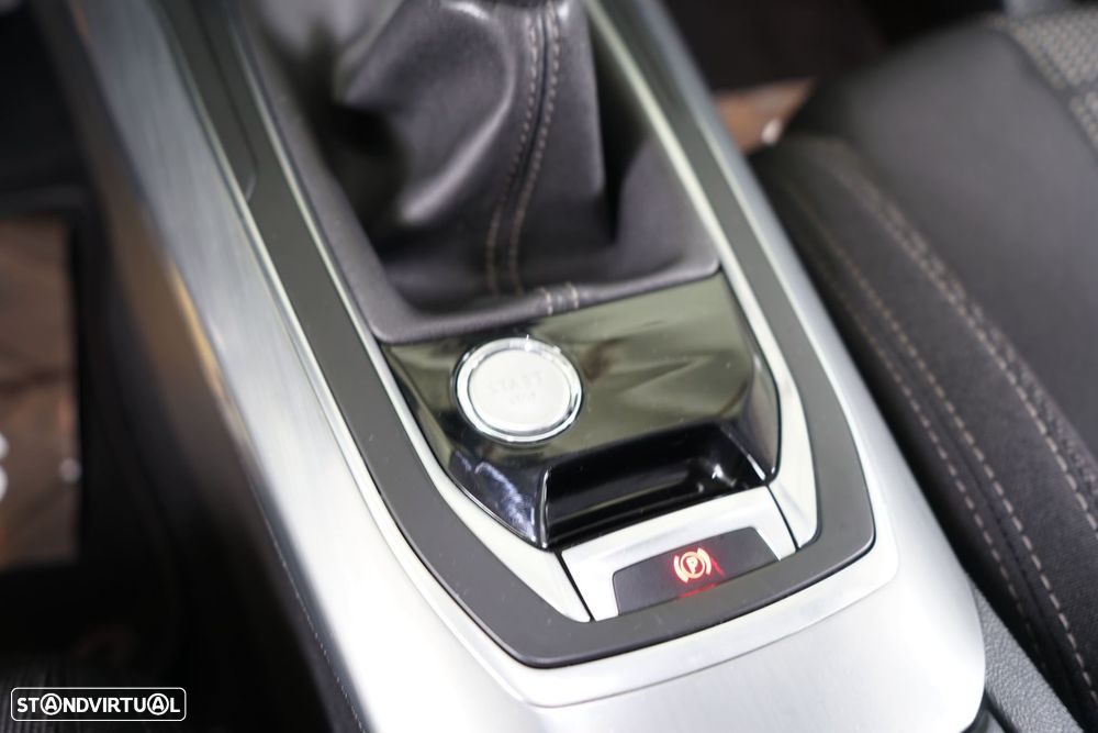 Peugeot 308 SW 1.6 BlueHDi Allure - 29