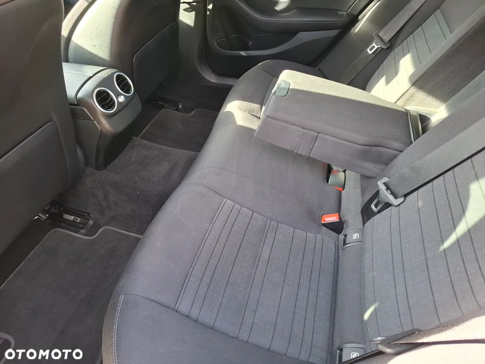 Mercedes-Benz Klasa C - 13