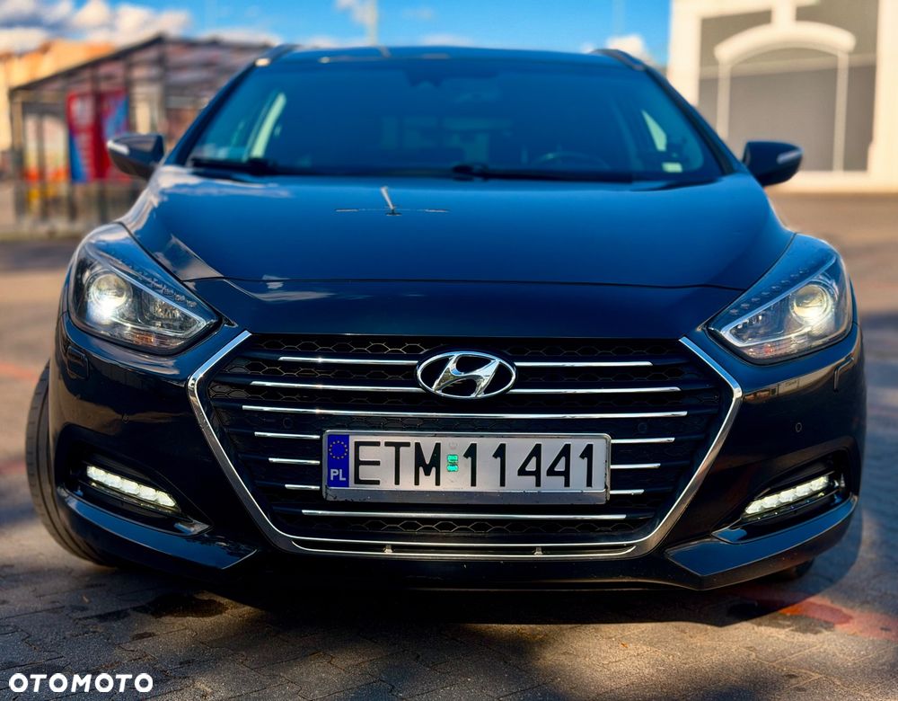Hyundai i40 1.7 CRDi Premium DCT - 1