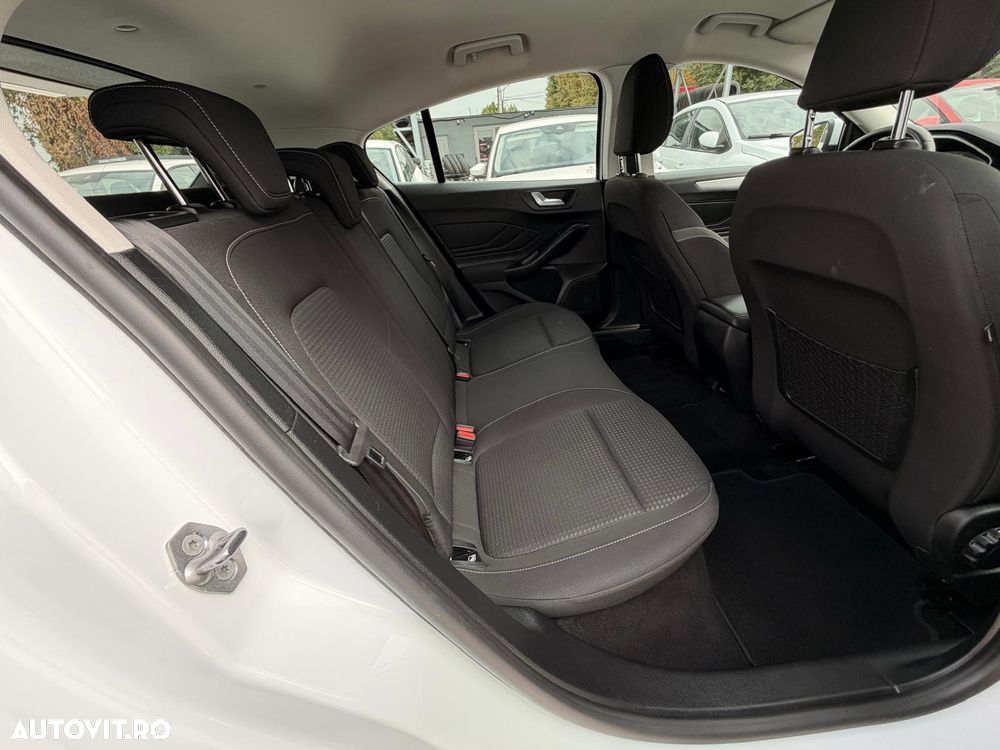 Ford Focus 1.5 EcoBlue Trend - 20
