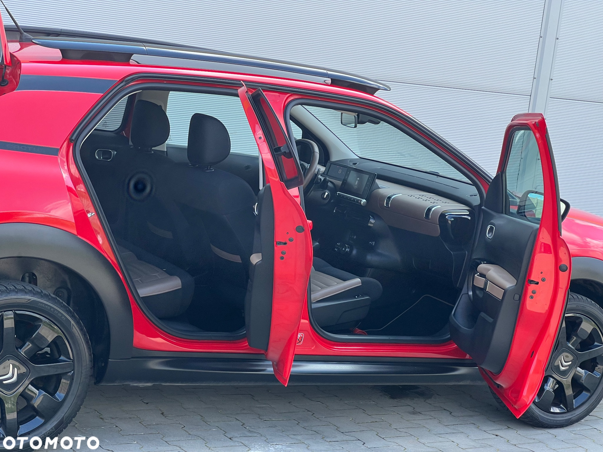 Citroën C4 Cactus 1.2 PureTech Shine Edition S&S ETG - 6
