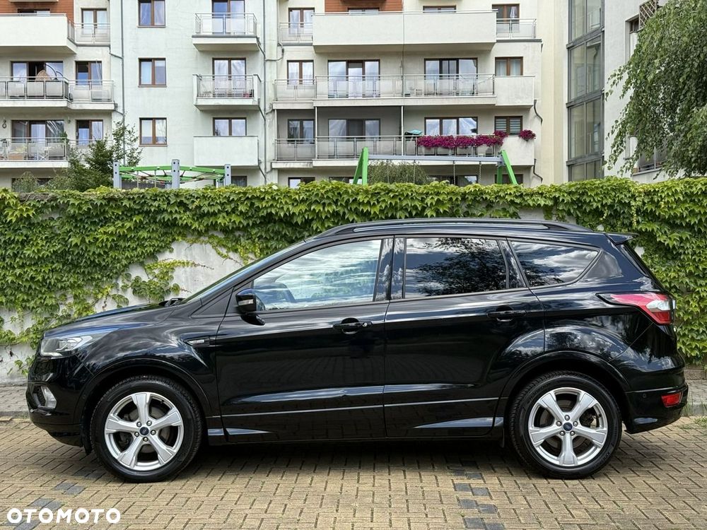 Ford Kuga 1.5 EcoBoost 2x4 ST-Line - 13