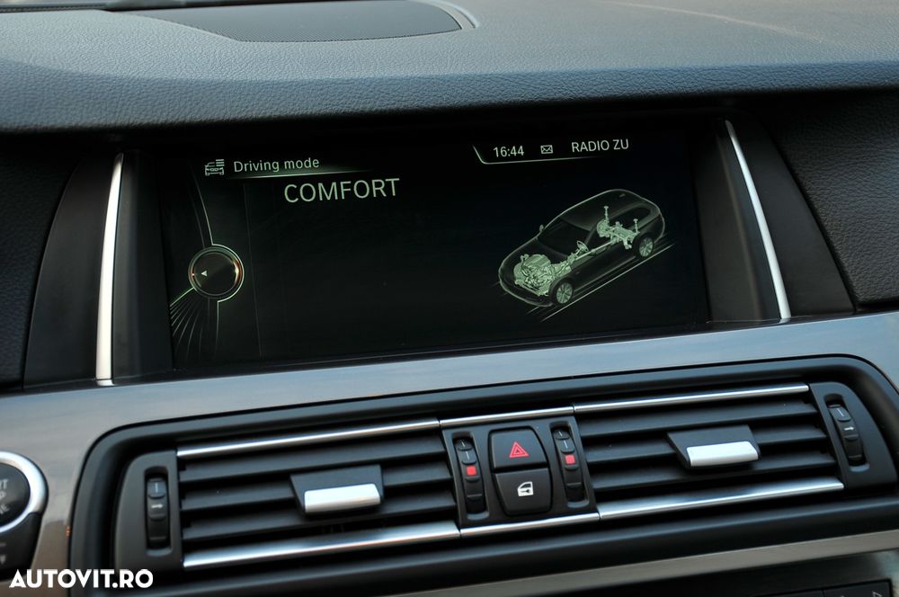 BMW Seria 5 525d xDrive Sport-Aut. Modern Line - 23