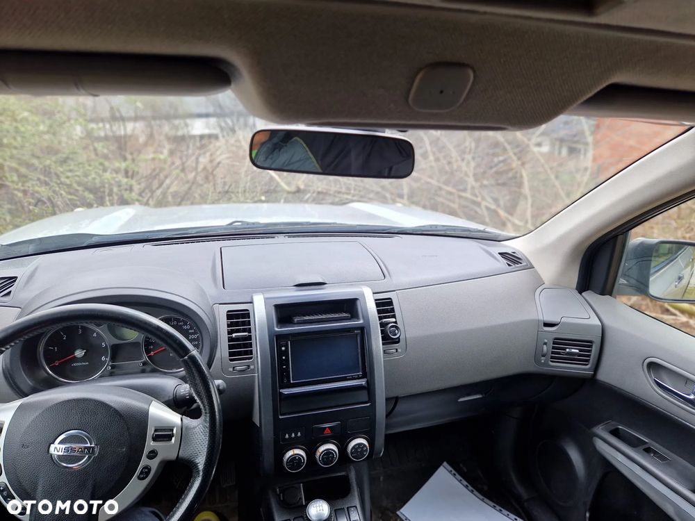 Nissan X-Trail 2.0 dCi LE - 14