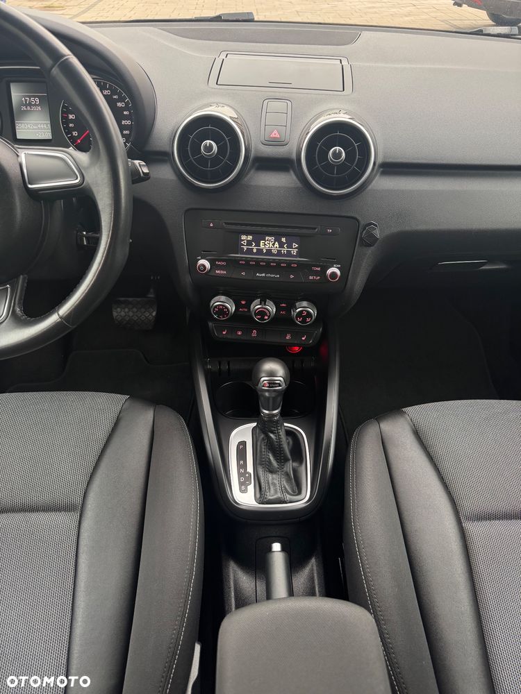 Audi A1 Sportback 1.6 TDI S tronic S line edition - 17