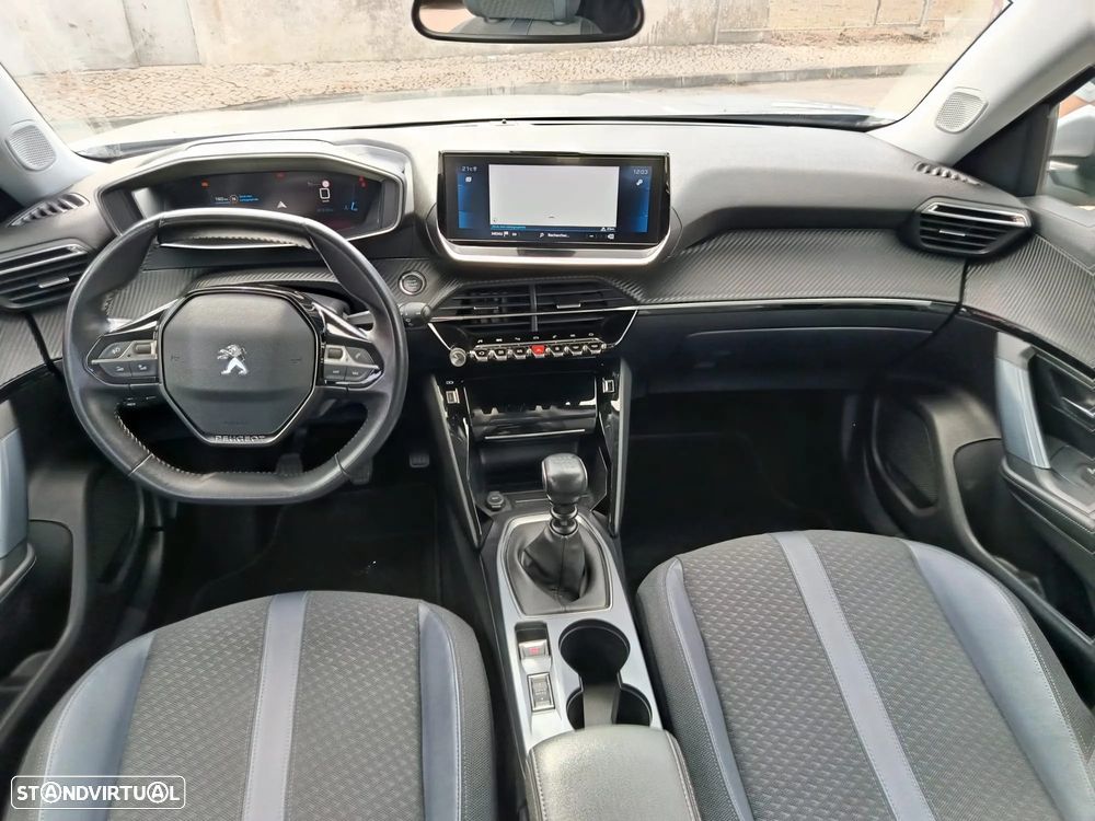 Peugeot 2008 1.2 PureTech Allure - 10