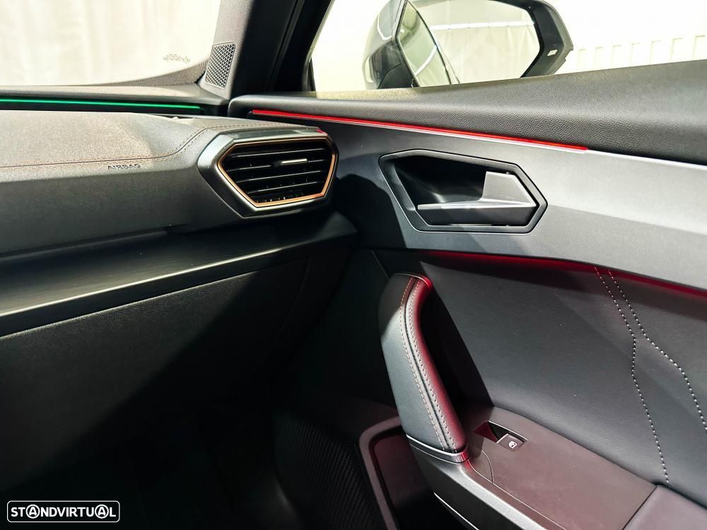 Cupra Formentor 1.4 e-Hybrid DSG VZ - 29