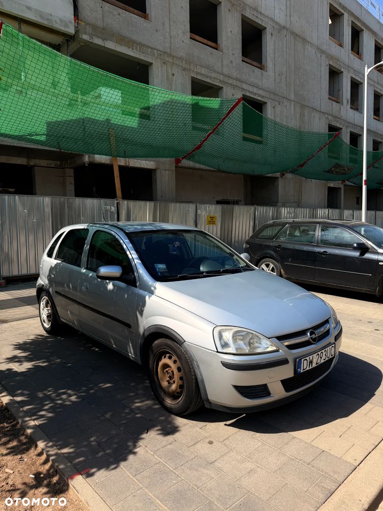 Opel Corsa 1.2 16V Cosmo - 1