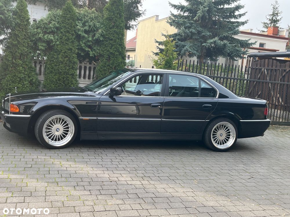 BMW Seria 7 - 9