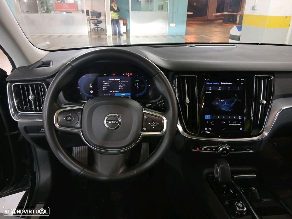 Volvo V60 2.0 T6 AWD TE Core - 7