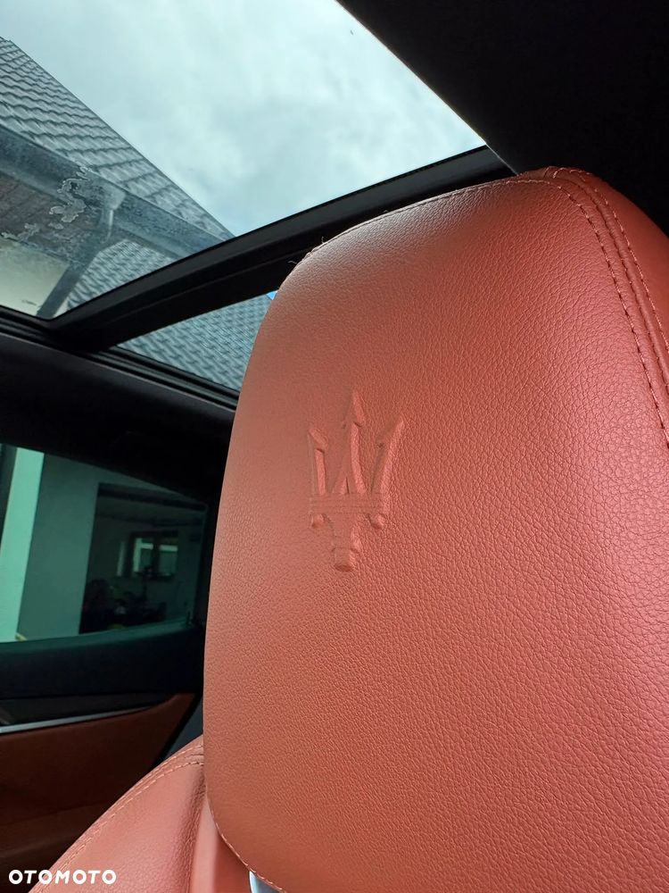 Maserati Levante - 30