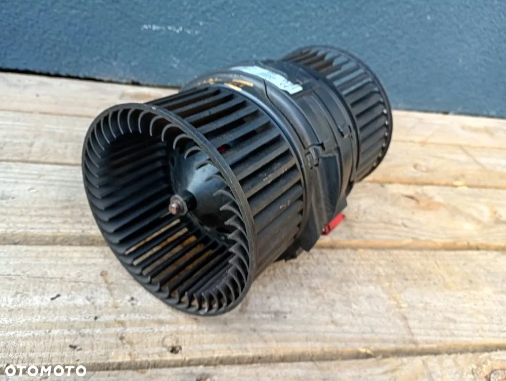 Dmuchawa Nawiewu Wentylator Renault Trafic III Vivaro B Talento NV300 2014-2024 - 2