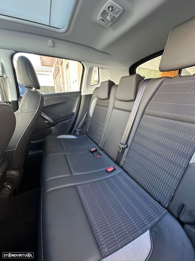 Peugeot 2008 1.2 PureTech Allure EAT6 - 11