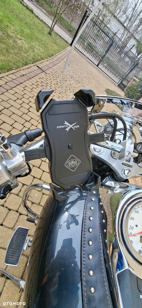Suzuki VL 800 Volusia - 10