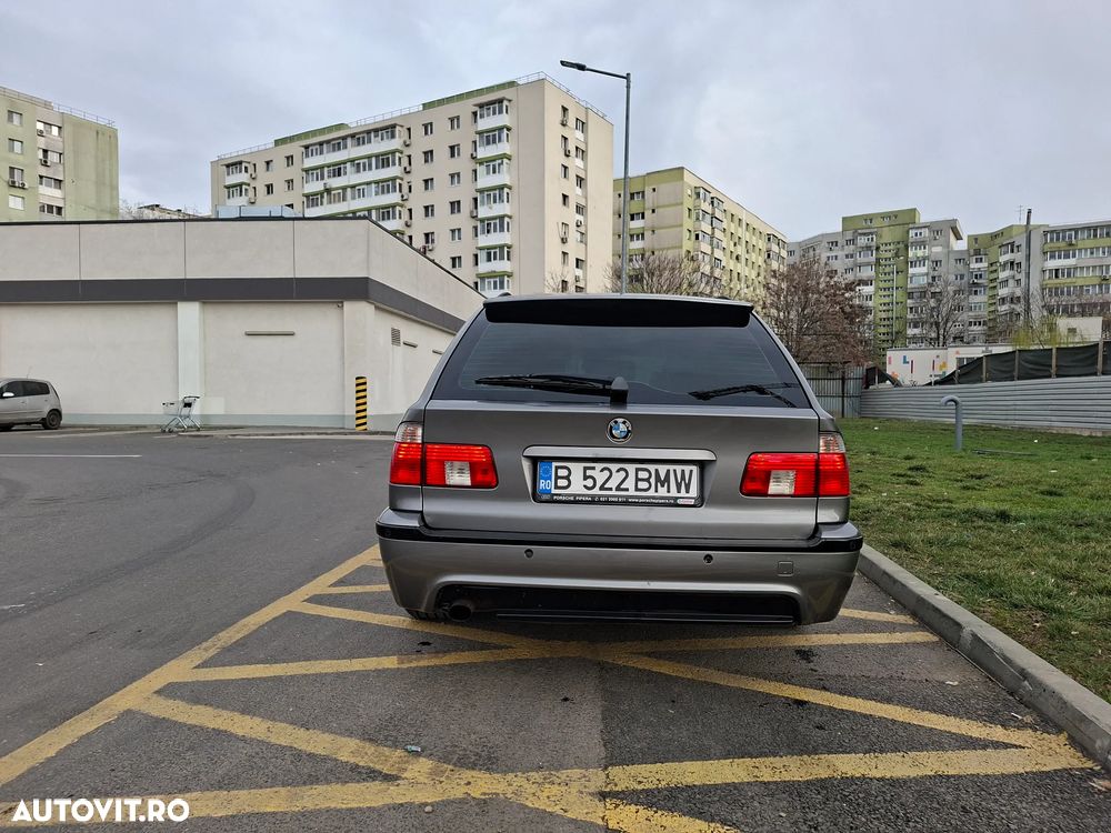 BMW Seria 5 520iA - 5