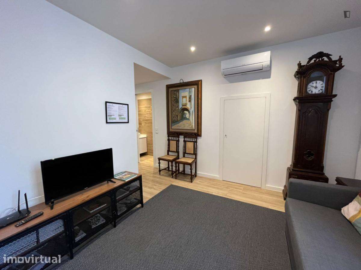 Apartamento com 2 quartos - localizado em Guimaraes - Grande imagem: 4/22