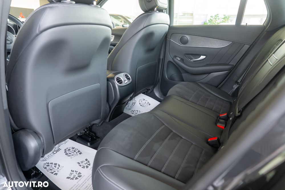 Mercedes-Benz GLC 300 de 4Matic 9G-TRONIC - 26