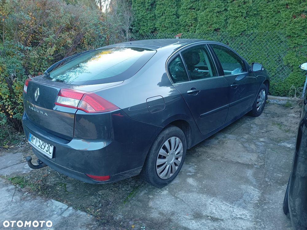 Renault Laguna - 1