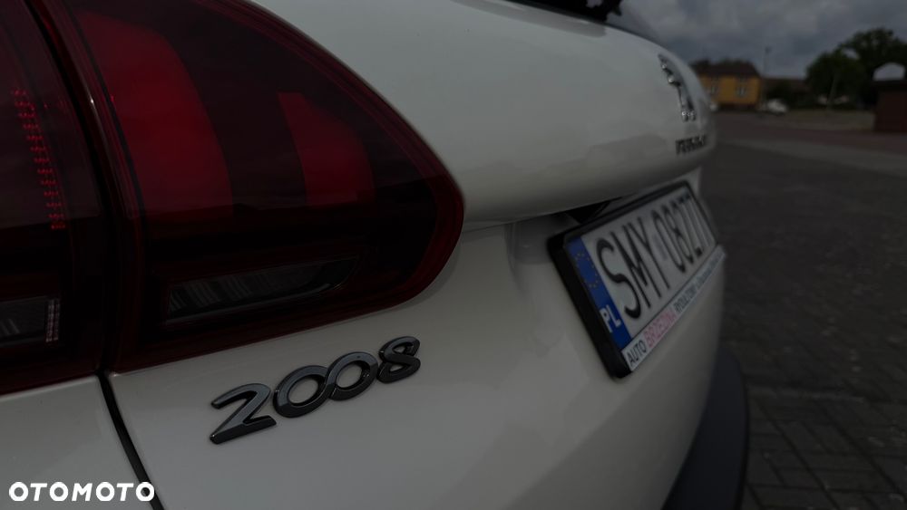 Peugeot 2008 1.2 Pure Tech GPF Allure S&S - 8