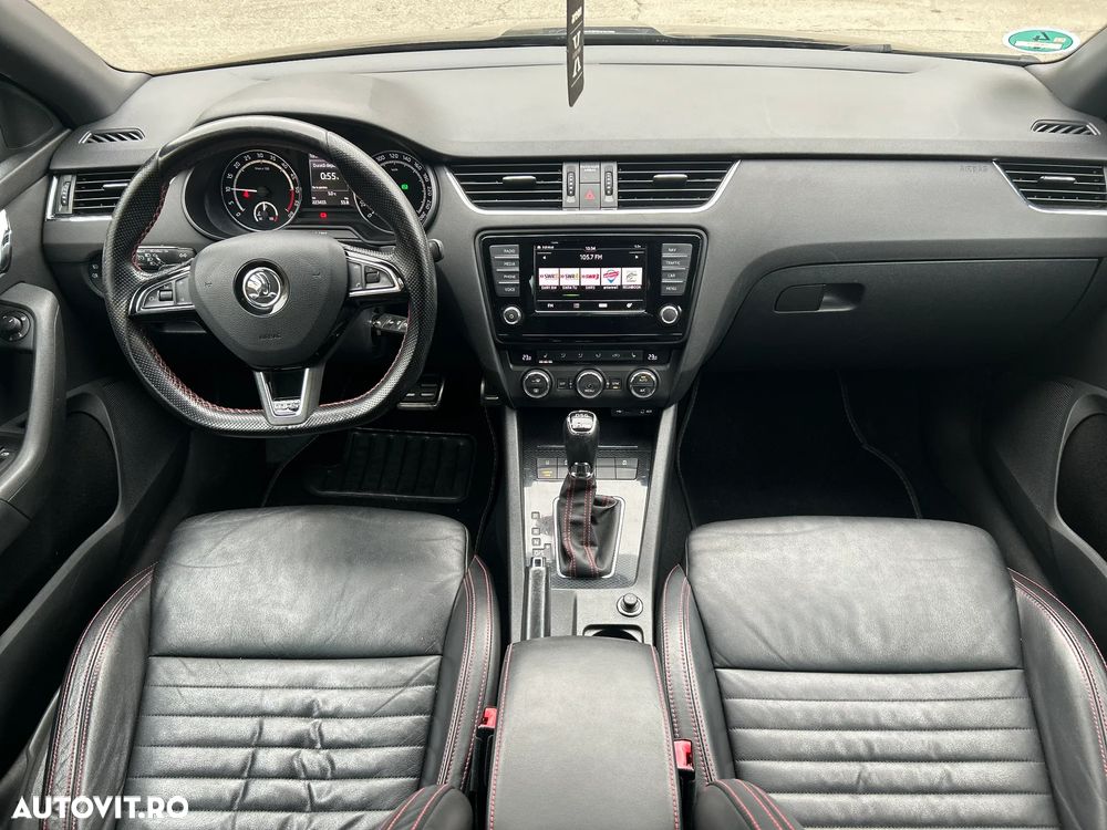 Skoda Octavia 2.0 TDI DSG RS - 13