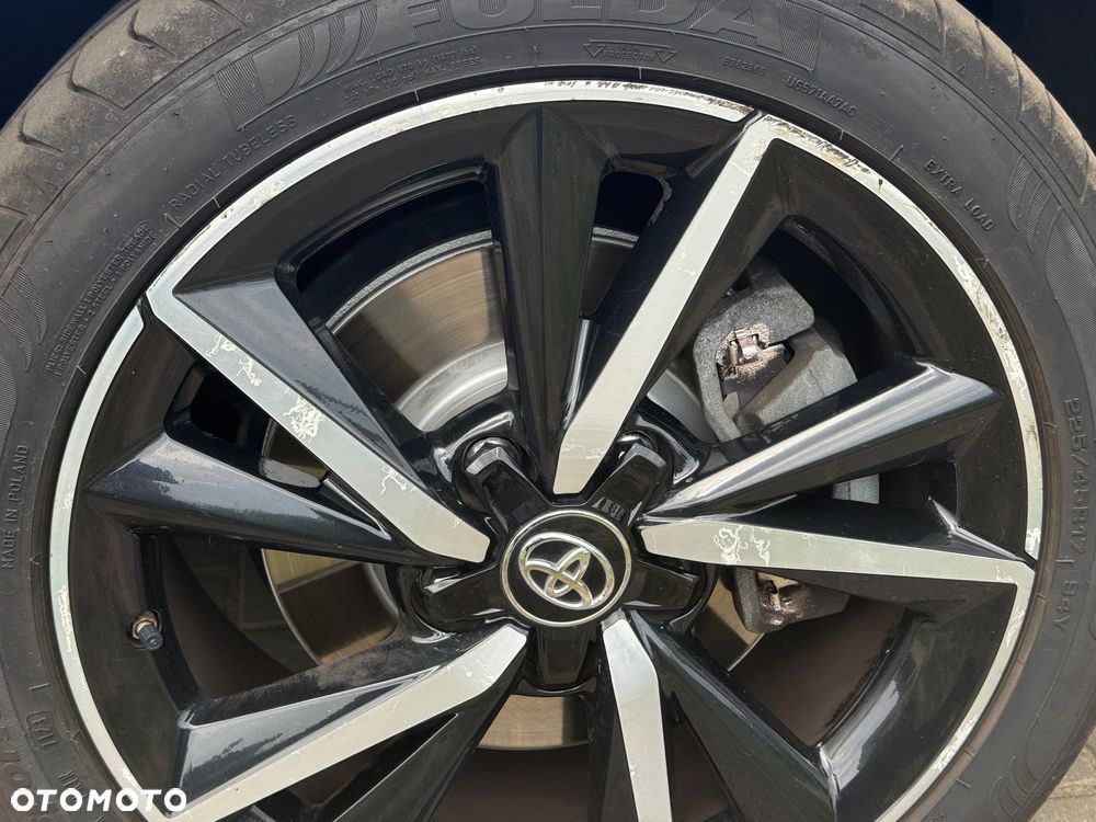 Toyota Auris - 18