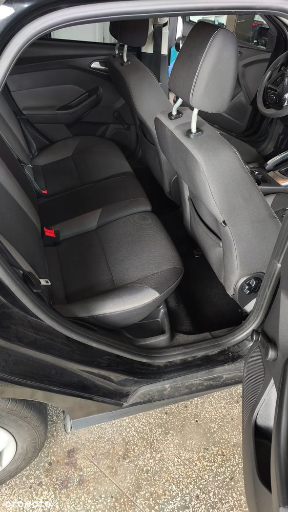 Ford Focus 1.6 TDCi DPF Trend - 12