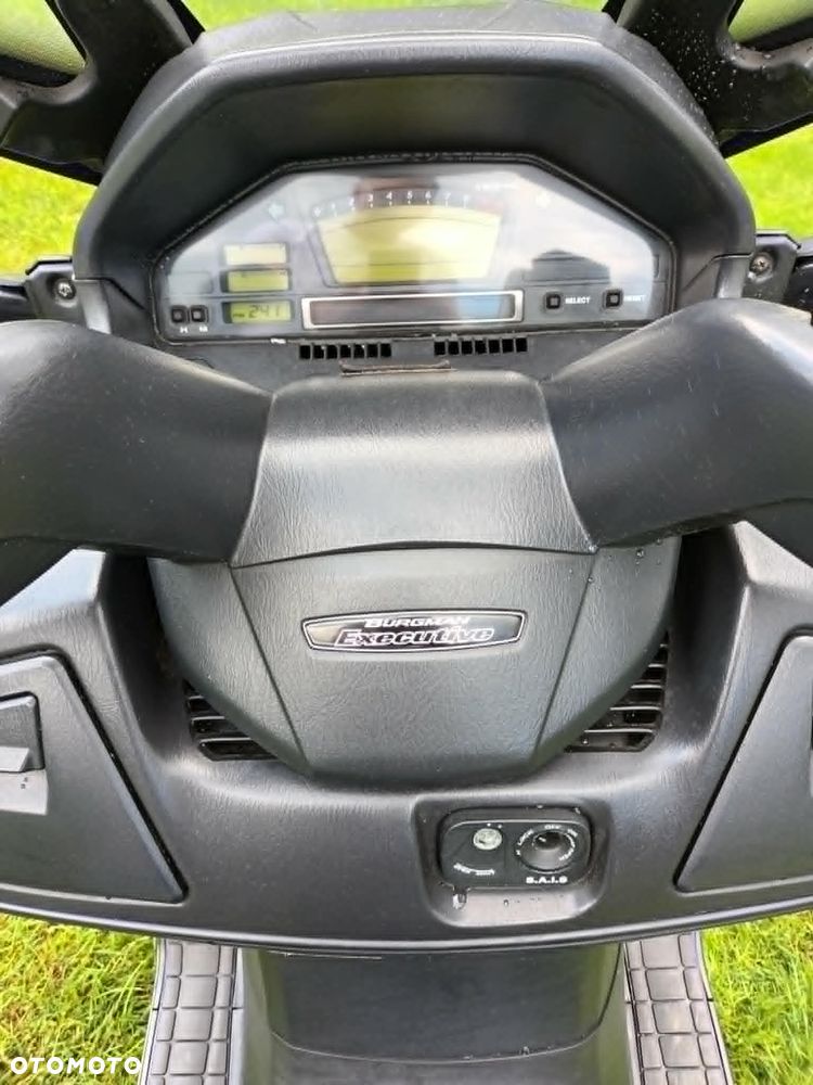 Suzuki Burgman - 3