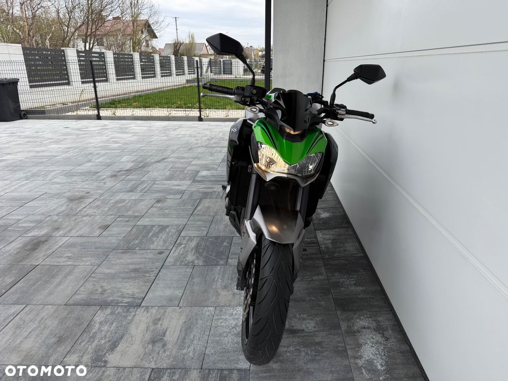 Kawasaki Z 900 - 16