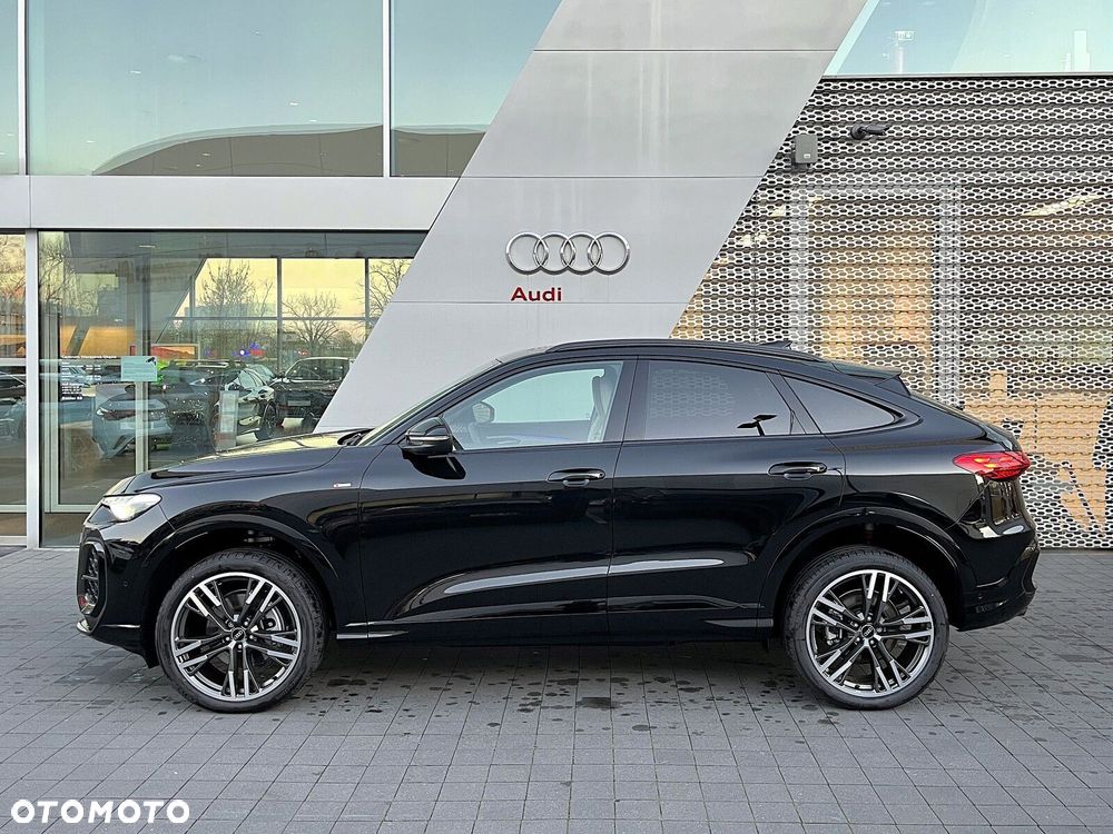 Audi Q5 Sportback - 8