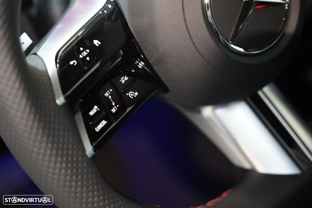 Mercedes-Benz A 200 7G-DCT AMG Line - 9