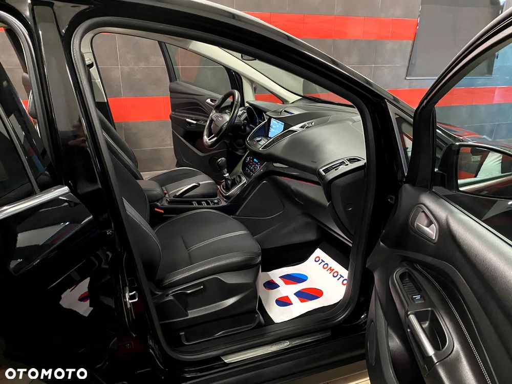 Ford C-MAX 2.0 TDCi Start-Stop-System Titanium - 17