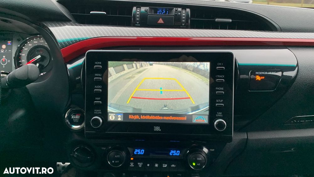 Toyota Hilux 2.8D 204CP 4x4 Double Cab AT GR Sport - 25