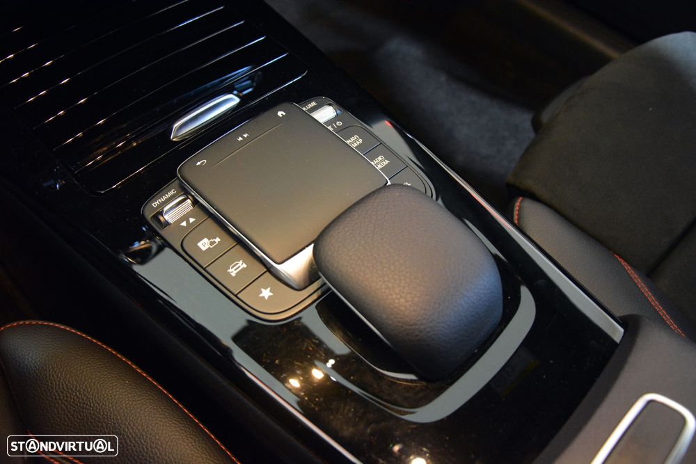 Mercedes-Benz CLA 180 d 7G-DCT AMG Line - 35