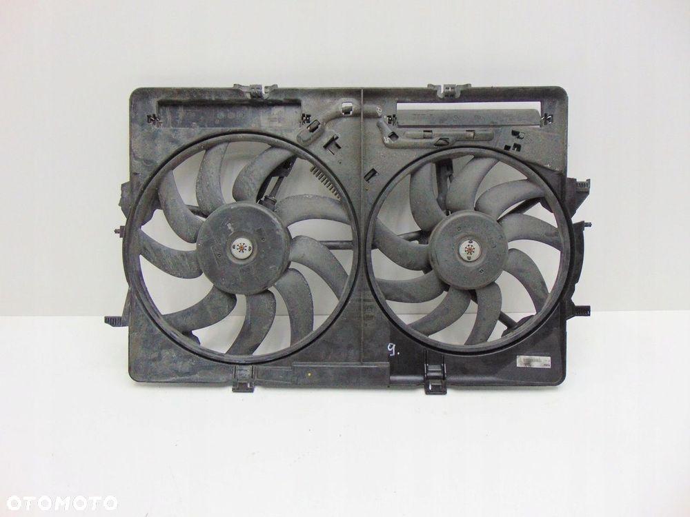 WENTYLATOR CHŁODNICY 2.0 TDI CAG AUDI A4 B8 A5 8T