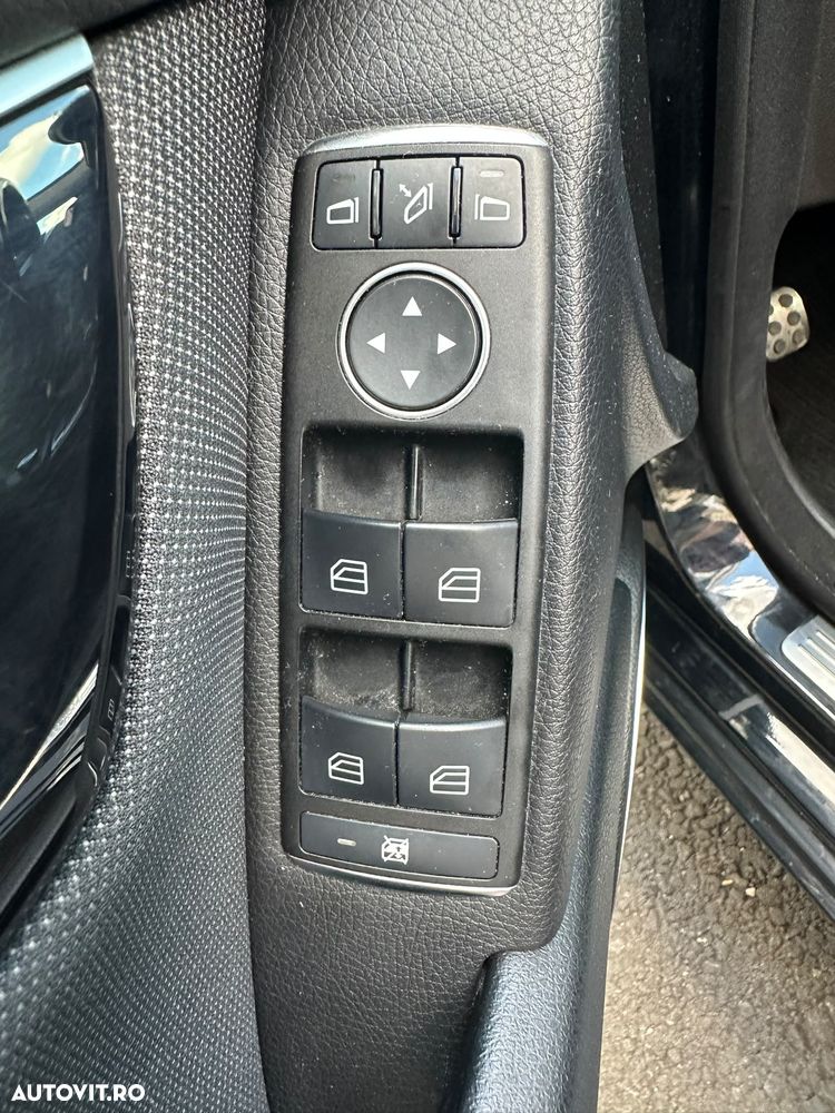 Mercedes-Benz C 250 CDI DPF 4Matic (BlueEFFICIENCY) 7G-TRONIC - 21