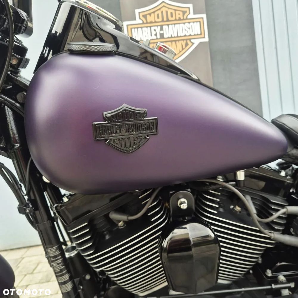 Harley-Davidson Softail Fat Boy - 30