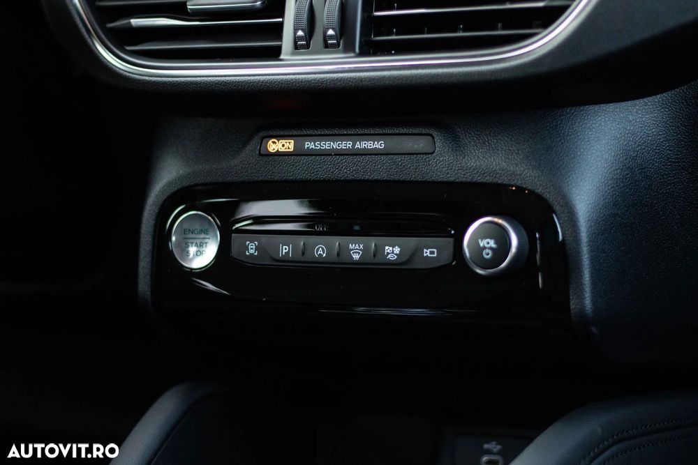 Ford Kuga 1.5 EcoBoost FWD Titanium - 25