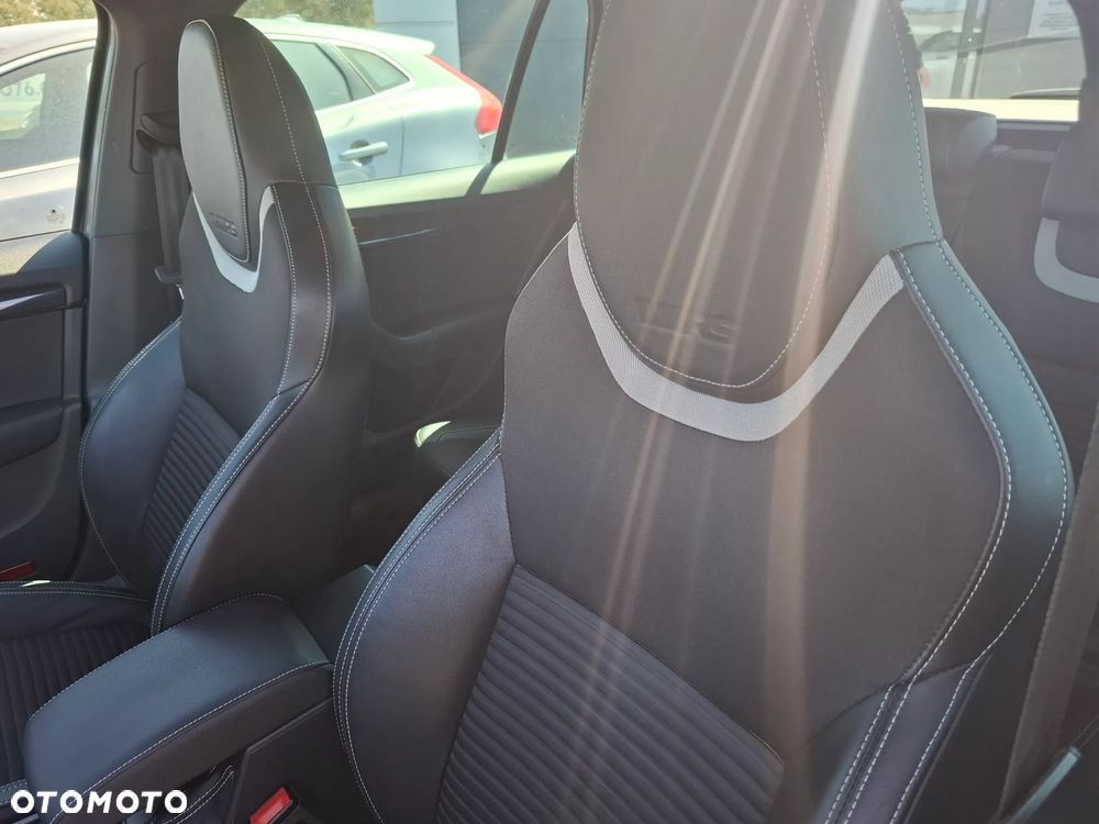 Skoda Octavia 2.0 TDI DSG RS - 24