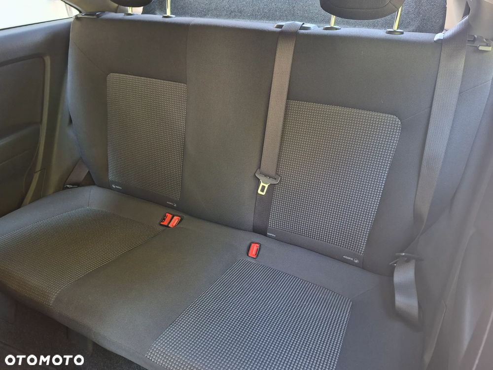 Opel Corsa 1.2 Cosmo - 19