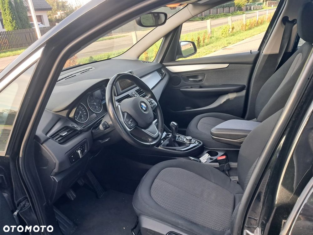 BMW Seria 2 216d Active Tourer Luxury Line - 26