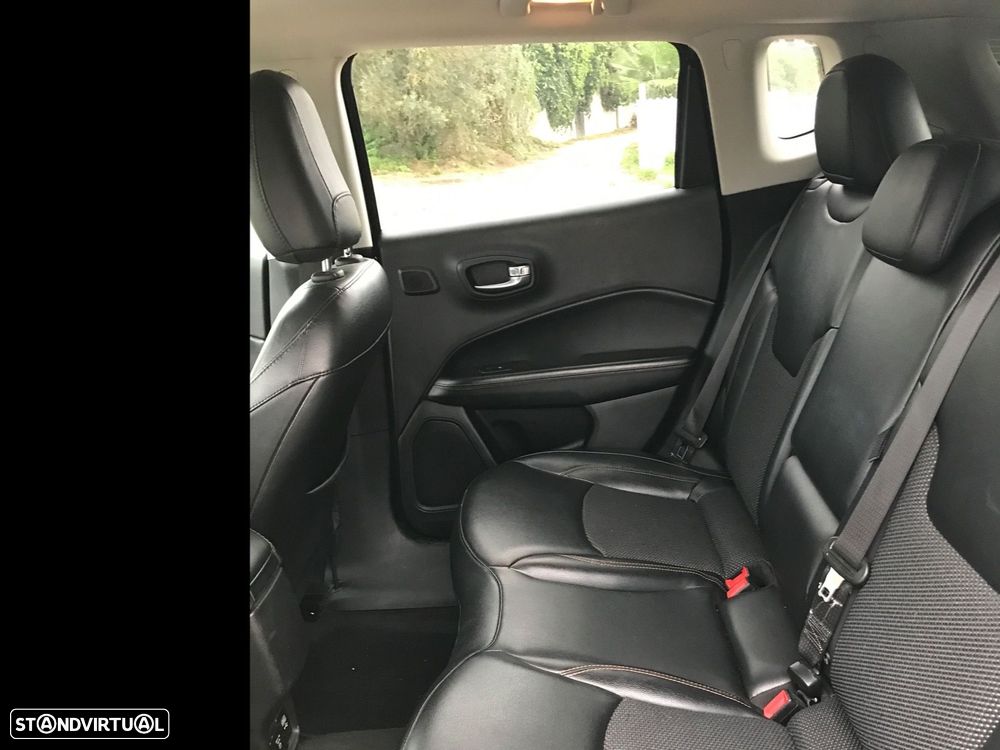 Jeep Compass 2.0 MultiJet Active Drive Limited - 9
