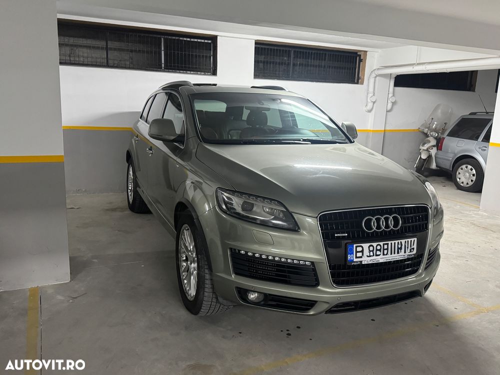 Audi Q7 - 1